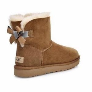 UGG Mini Bailey Bow Boot